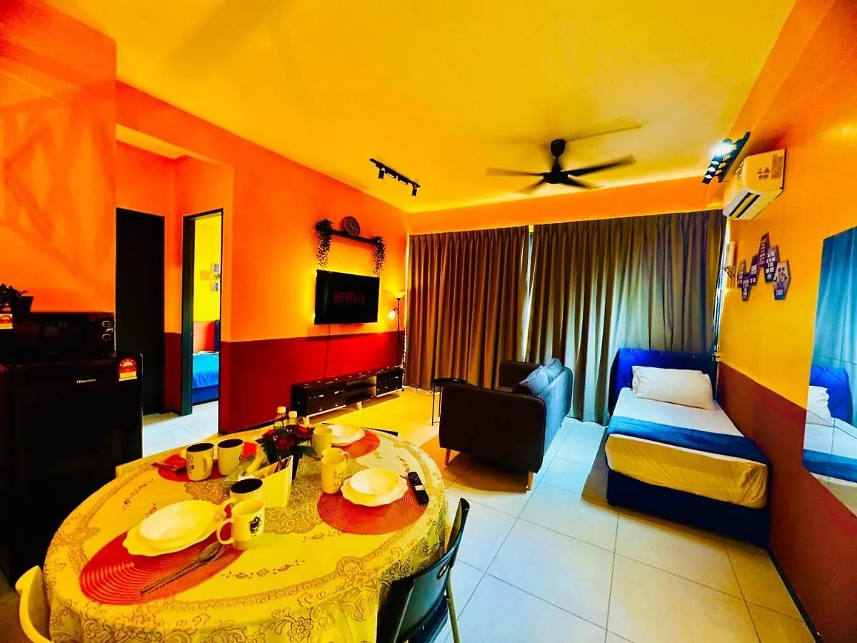 Stunning Sea & City View Apartment In George Town Jelutong