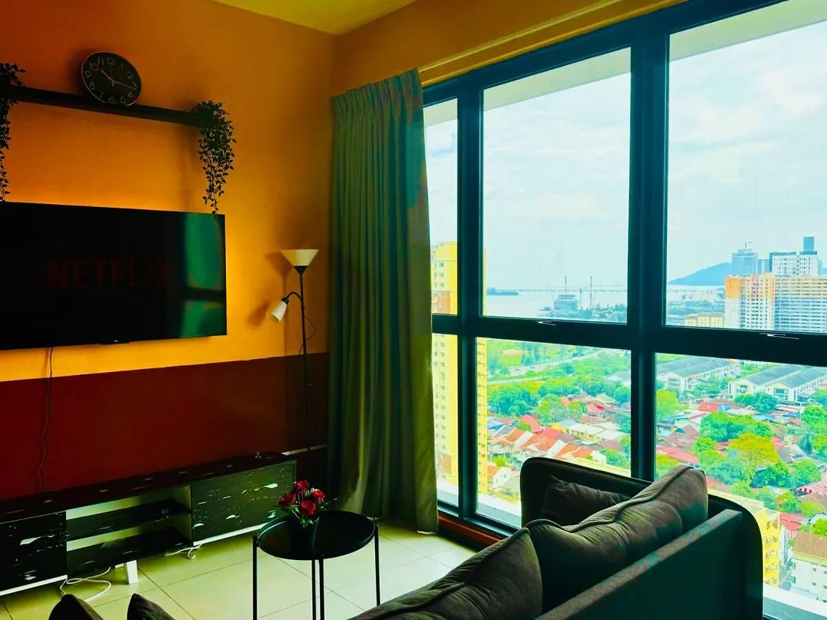 Stunning Sea & City View Apartment In George Town Jelutong